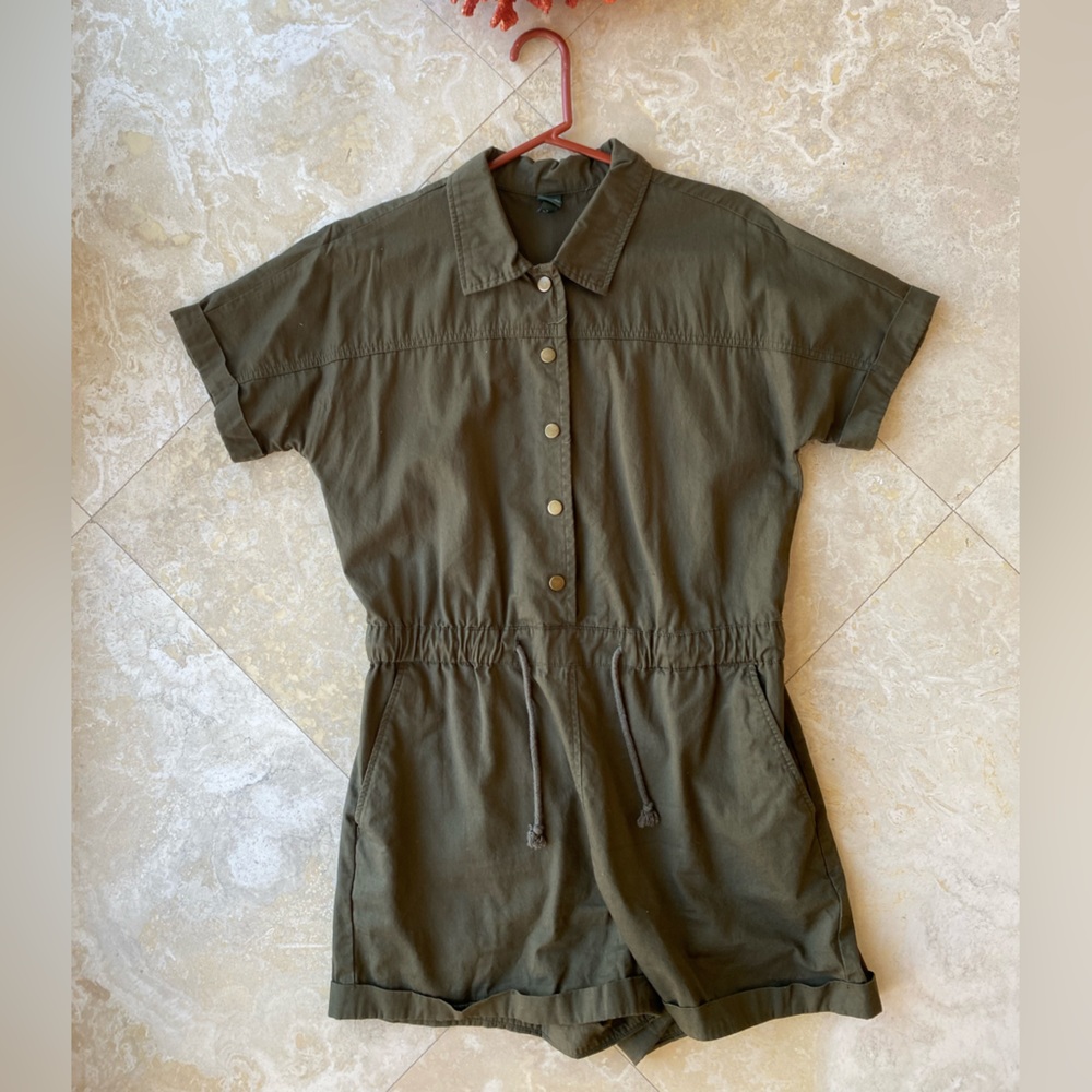 Target Wild Fable Military Short Sleeve Olive Green Romper w/ adjustable waist M